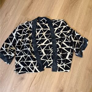 Black and White Geometric Kimono Jacket